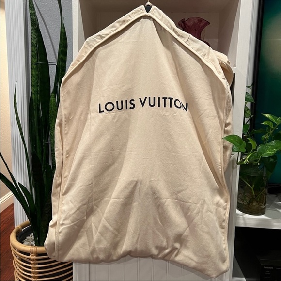 Louis Vuitton garment bag - Picture 2 of 2